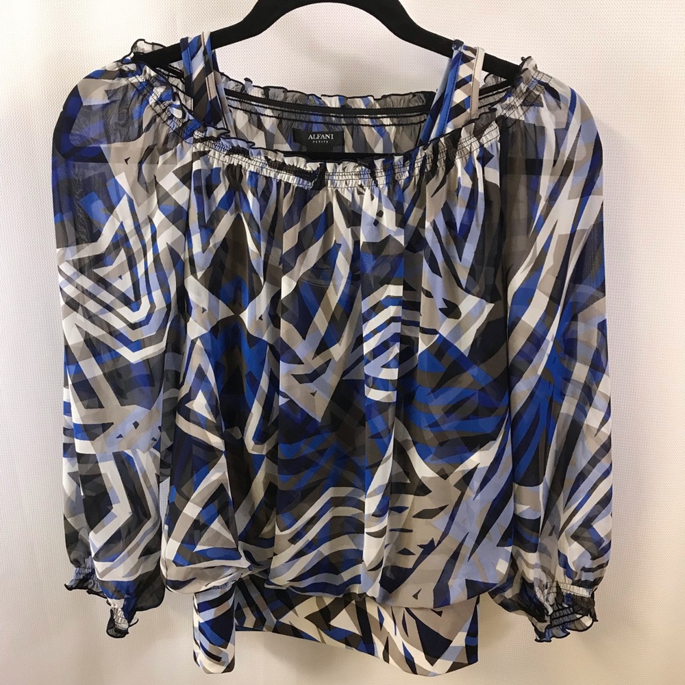 HOST PICK  petite blouse Alfani Petite med top EUC